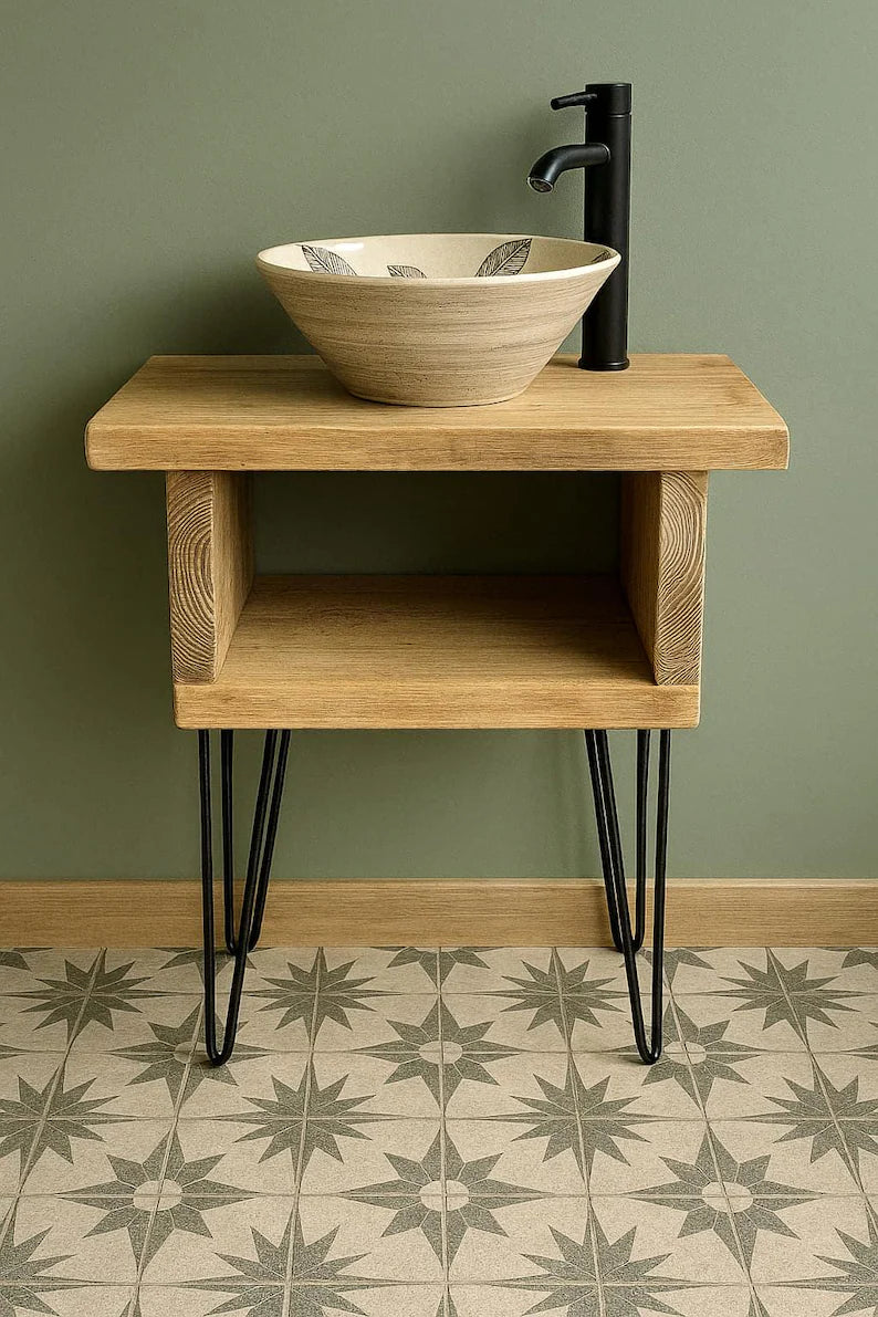 The Nettle hairpin wash stand